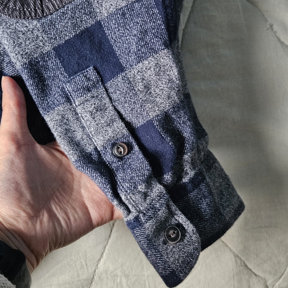 ROOTS Men's Park Plaid Shirt Blue Grey Flannel Large - Picture 7 of 14